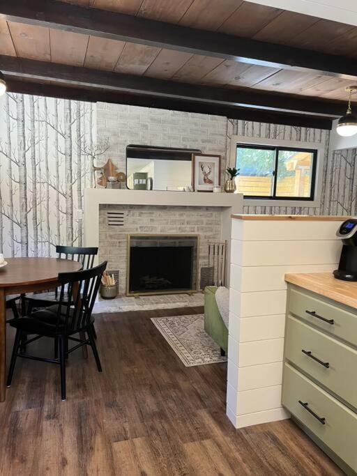 Christmas Tree Cottage Running Springs Экстерьер фото