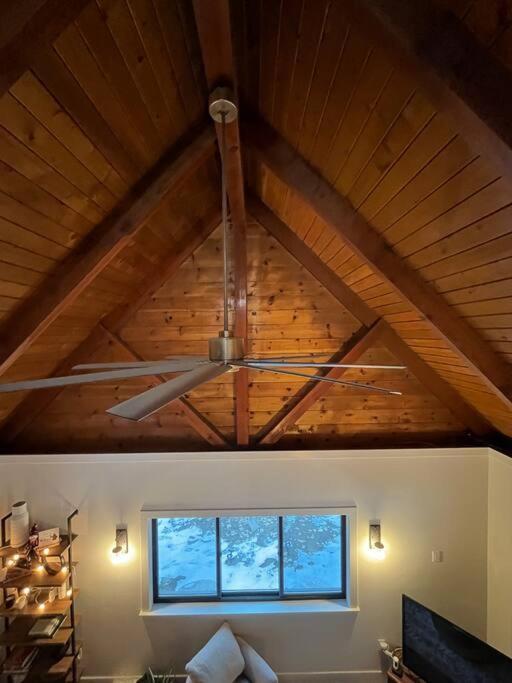 Christmas Tree Cottage Running Springs Экстерьер фото