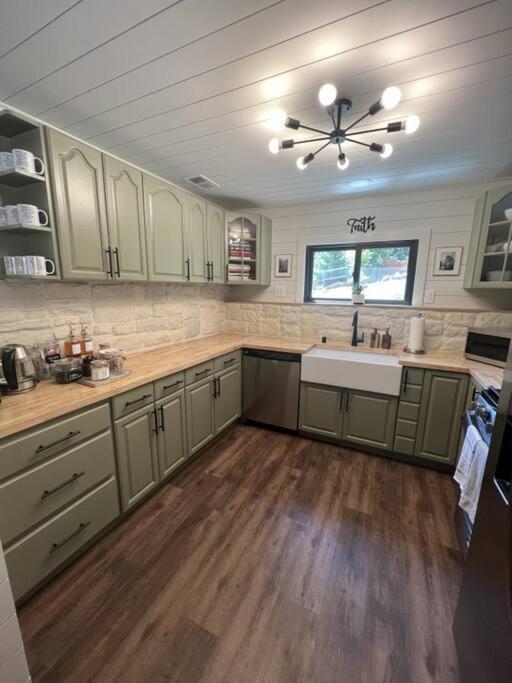 Christmas Tree Cottage Running Springs Экстерьер фото